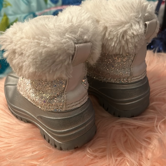 Eva and Zoe Snow Boots 💙❄️☃️ - Picture 3 of 5